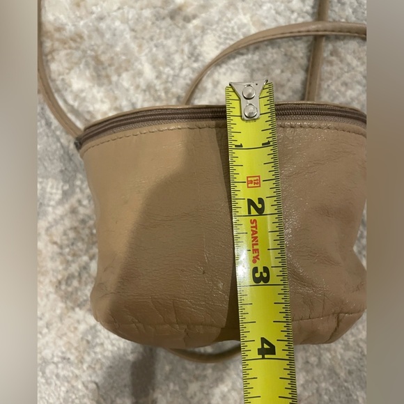 Unbranded Little Tan Fanny Pack Crossbody Purse Zip Closure Minimalist Boho - Picture 6 of 10